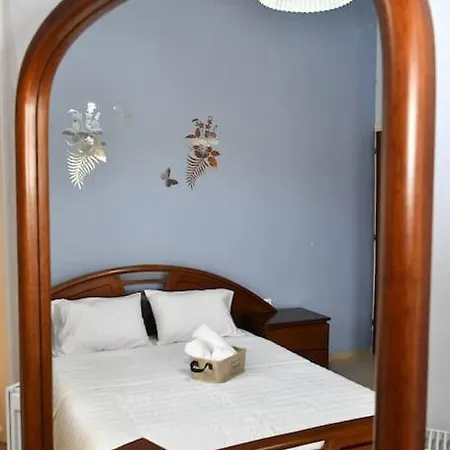 Sakis Lia παναρίτη نافبليو