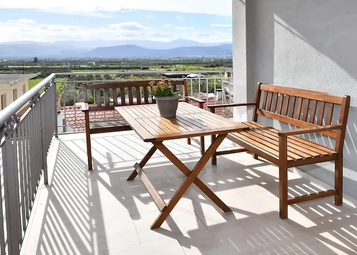 Tatil Evi Sakis Lia παναρίτη